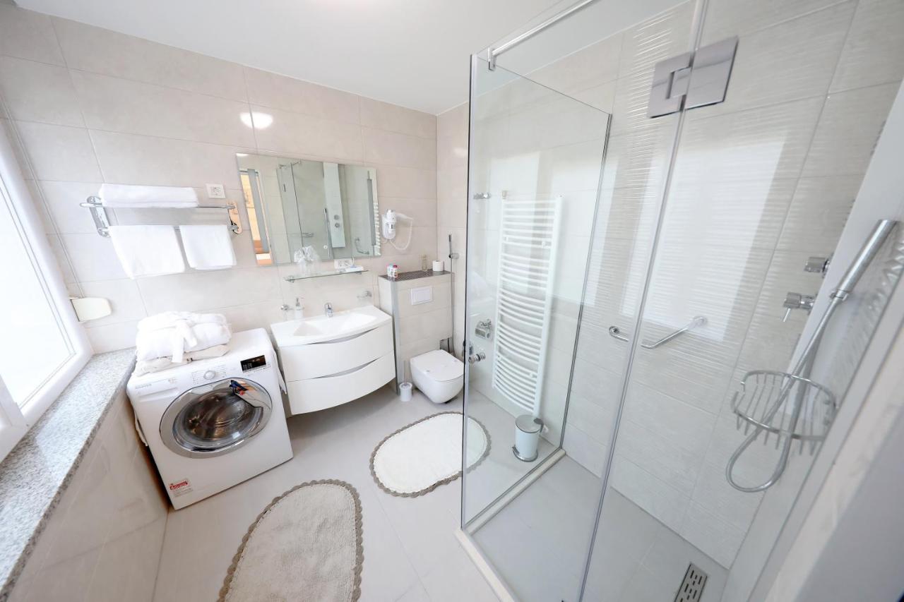 Rosita Deluxe Rooms Zadar Exteriör bild