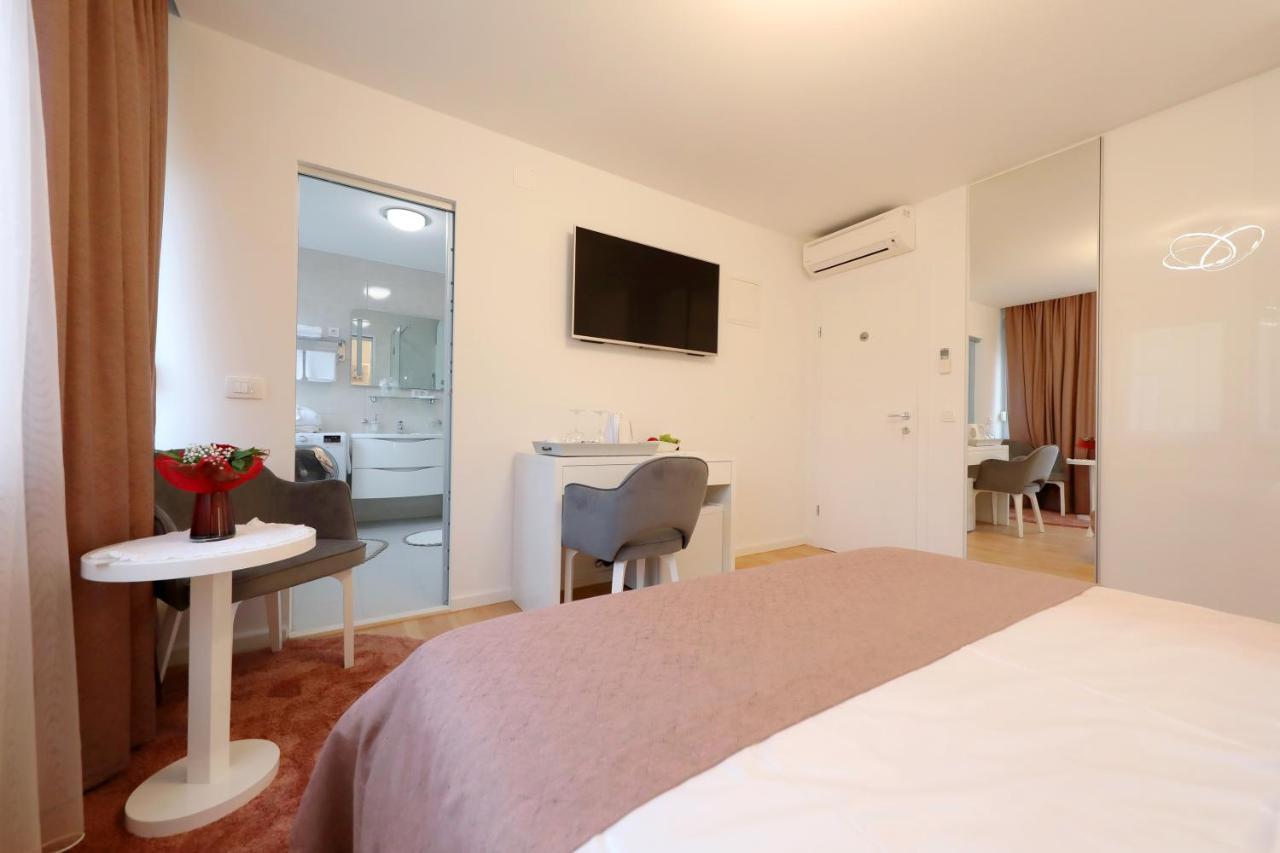 Rosita Deluxe Rooms Zadar Exteriör bild