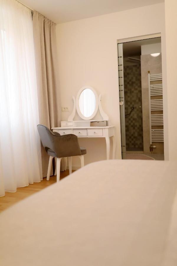 Rosita Deluxe Rooms Zadar Exteriör bild