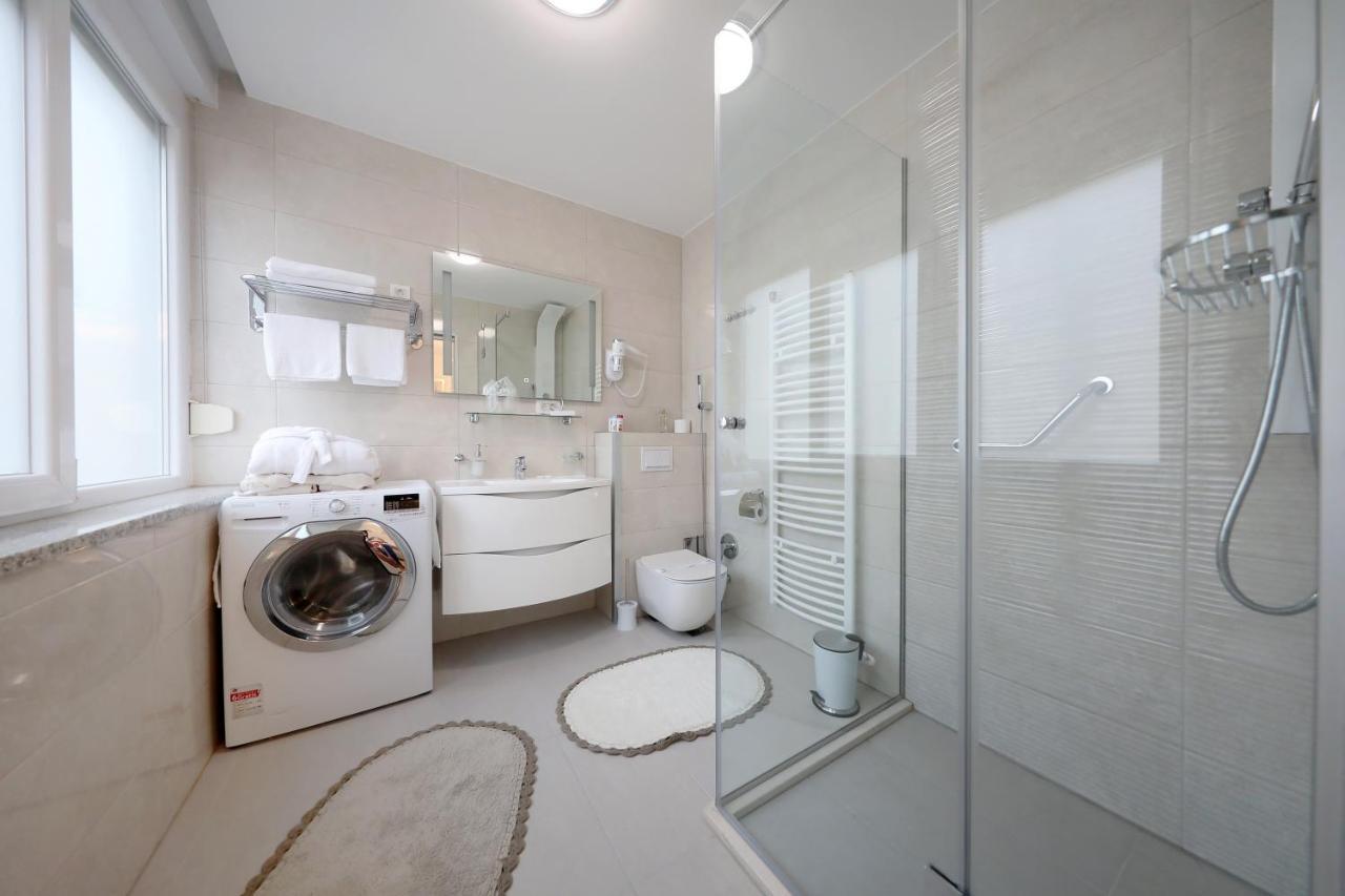 Rosita Deluxe Rooms Zadar Exteriör bild
