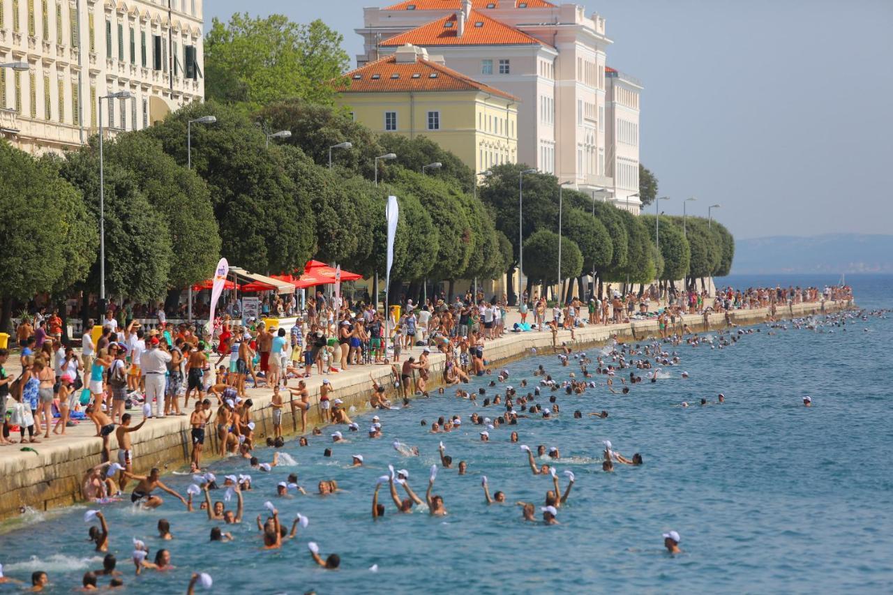 Rosita Deluxe Rooms Zadar Exteriör bild