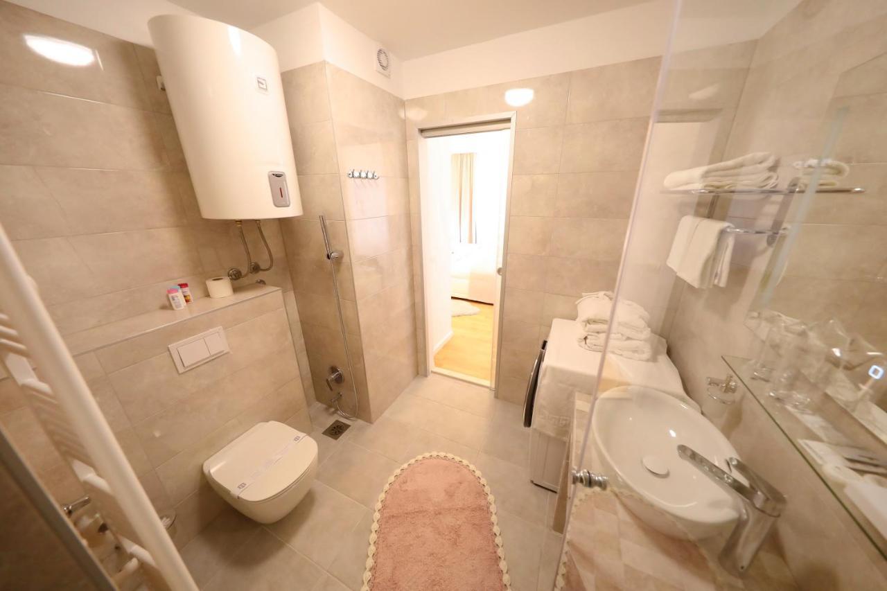 Rosita Deluxe Rooms Zadar Exteriör bild